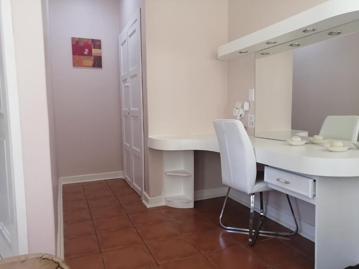 Easy Inn Guesthouse Welkom Extérieur photo
