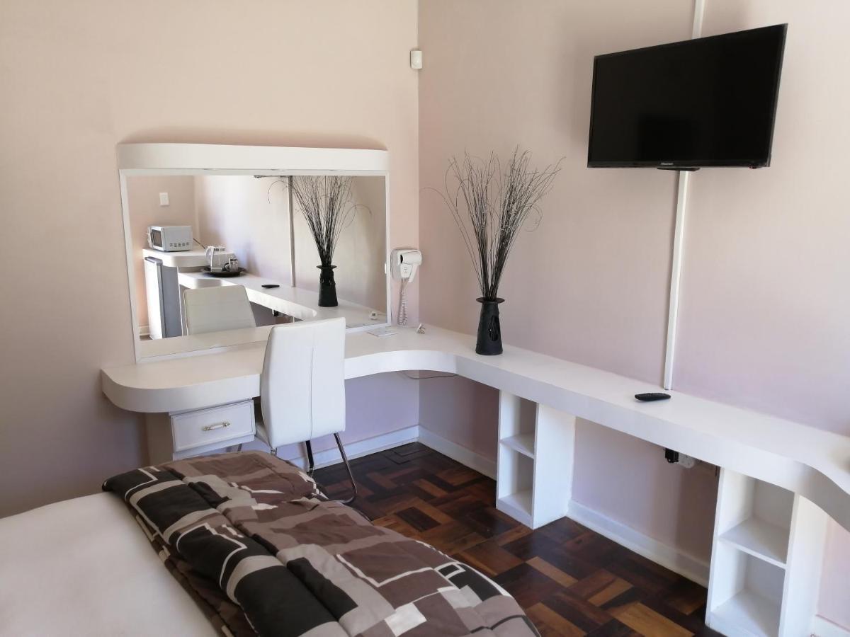 Easy Inn Guesthouse Welkom Extérieur photo